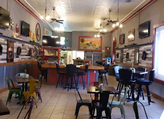 iowa/tallgrass-prairie/bar/grant-ranch-grub-pub