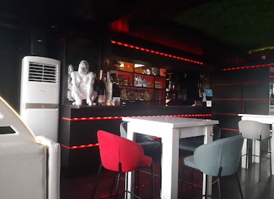 gabon/plateaux-bateke/bar/yoka-lounge
