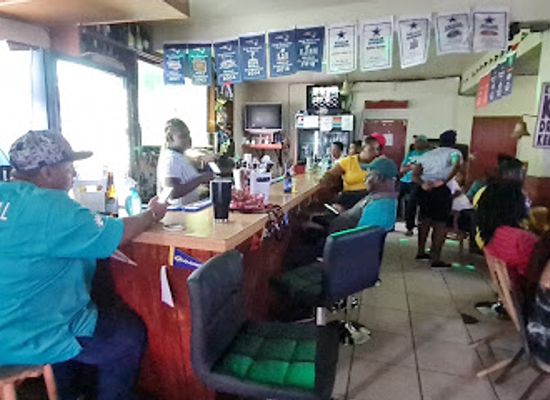the-bahamas/andros/bar/knowles-holiday-grove-bar-restaurant