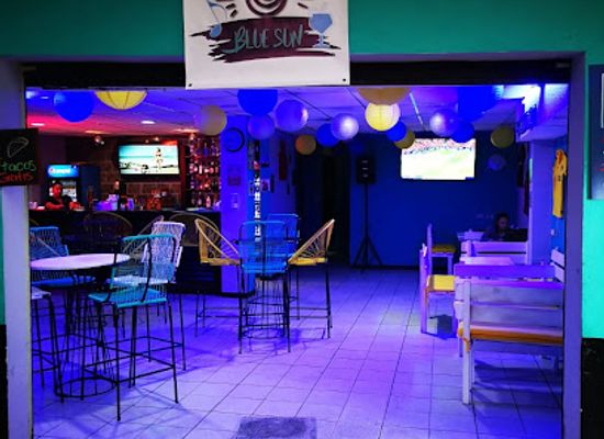 guatemala/panajachel/bar/blue-sun