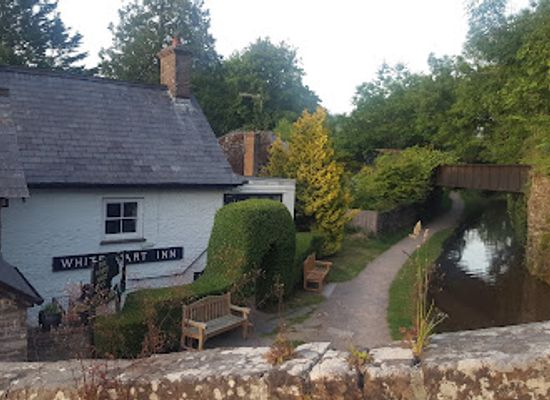 united-kingdom/brecon-beacons-national-park/bar/the-white-hart