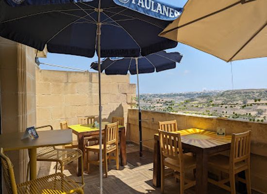 malta/xaghra/bar/san-sajru-snack-bar