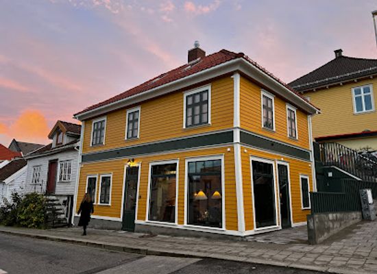 norway/svalbard/bar/bravo