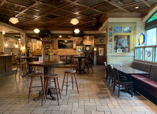 michigan/holland-state-park/bar/the-curragh-irish-pub