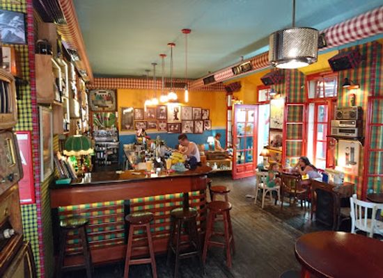 albania/korab-mountain/bar/radio-bar-tirana