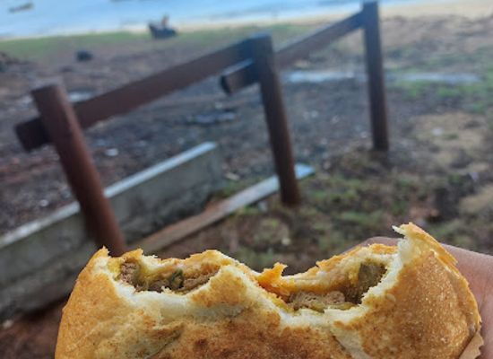 mauritius/pointe-aux-piments/bar/kumar-snack