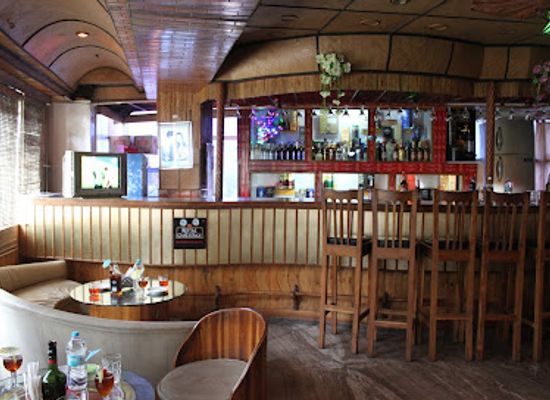 india/meghalaya/bar/the-well-bar