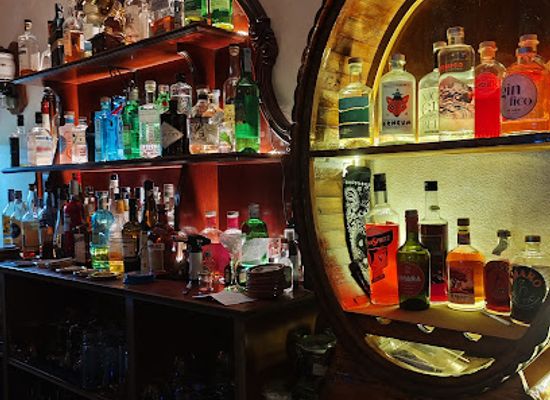 italy/sicily/bar/thirsty-corner