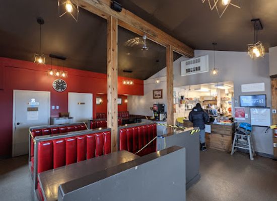canada/iqaluit/bar/the-snack