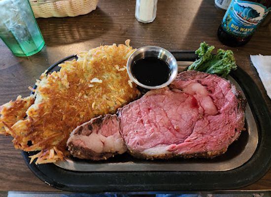 south-dakota/pine-ridge/bar/knotty-pine-supper-club