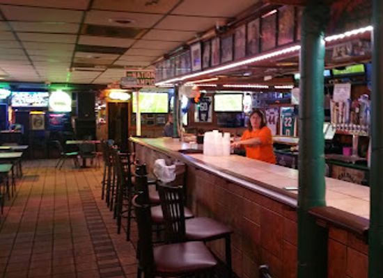 indiana/south-bend/bar/linebacker-lounge