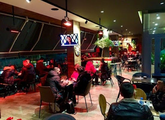 albania/fieri/bar/leard-bar