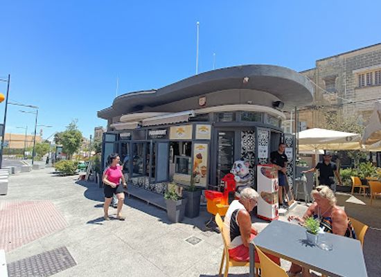 malta/paola/bar/paramount-kiosk
