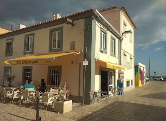 portugal/arrabida-natural-park/bar/meia-escota-bar