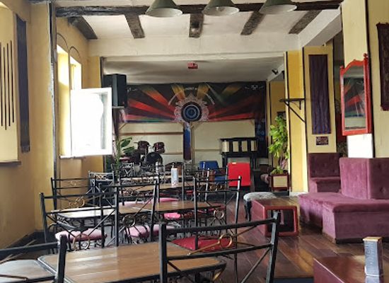 madagascar/atsimo-atsinanana/bar/le-point-d-exclamation-lounge-bar