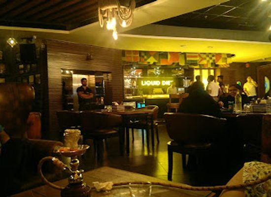 india/kanpur/swaroop-nagar/bar/the-yacht-club