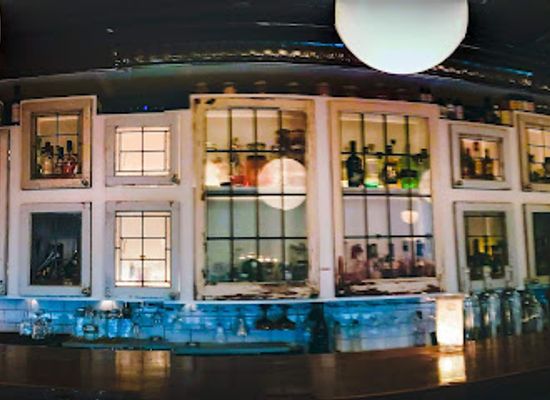 canada/golden-horseshoe/bar/cocktail-bar