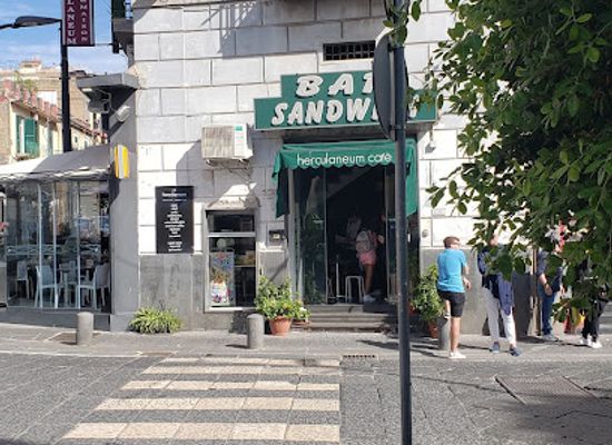 italy/herculaneum/bar/bar-sandwich-herculaneum-cafe
