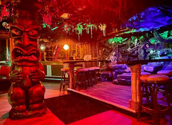 nebraska/indian-cave-state-park/bar/laka-lono-rum-club