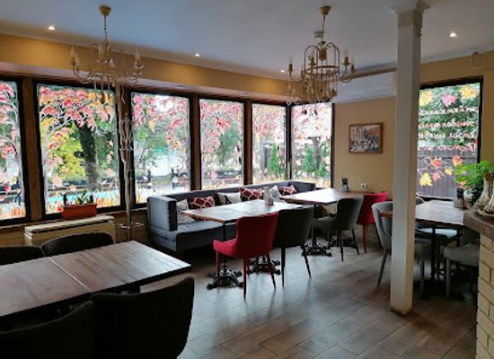 ukraine/slavske/bar/esposito-s