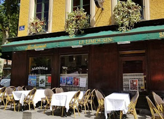 france/versailles/bar/the-coup-d-etat