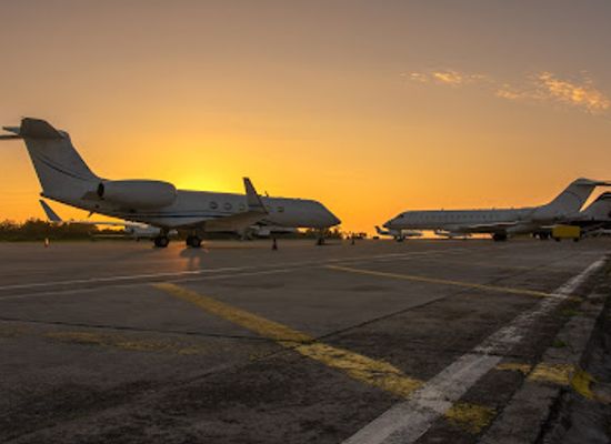 maldives/addu-city/bar/gan-international-airport-executive-lounge