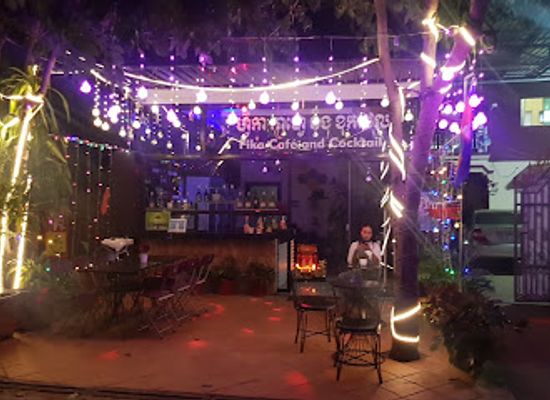 cambodia/preah-vihear-province/bar/h-cafe-and-cocktail