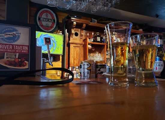 new-hampshire/carroll-county/bar/mad-river-tavern