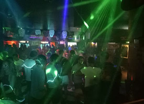 australia/airlie-beach/bar/mama-africa-bar-nightclub