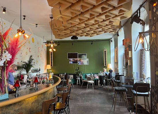 austria/vienna/wahring/bar/unicorn-bar-kitchen-club