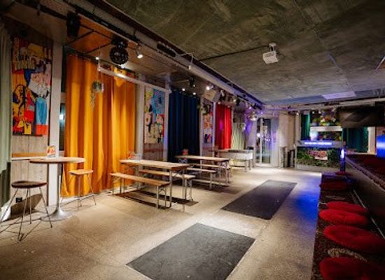 switzerland/zurich/bar/raum-84-karaoke-bar-ping-pong-beer-pong-partylocation