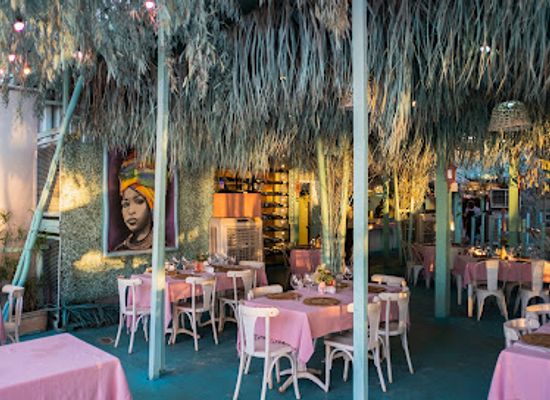 brazil/planalto-central/bar/venicce-beach