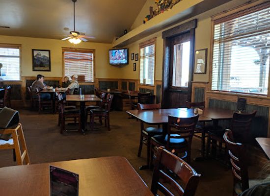 wyoming/lincoln-county/bar/gold-buckle-grill