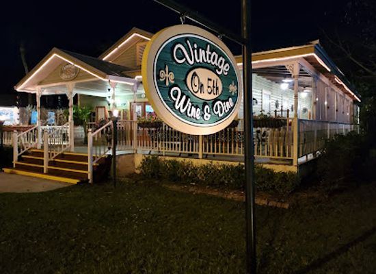 florida/crystal-river/bar/vintage-on-5th