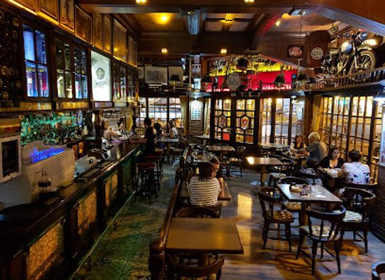 argentina/mendoza/bar/liverpool-bar