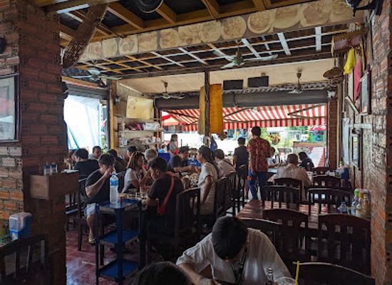 laos/vang-vieng-karst-landscape/bar/oh-la-la-restaurant-bar