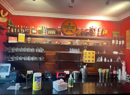 ghana/wala/bar/the-republic-bar-grill