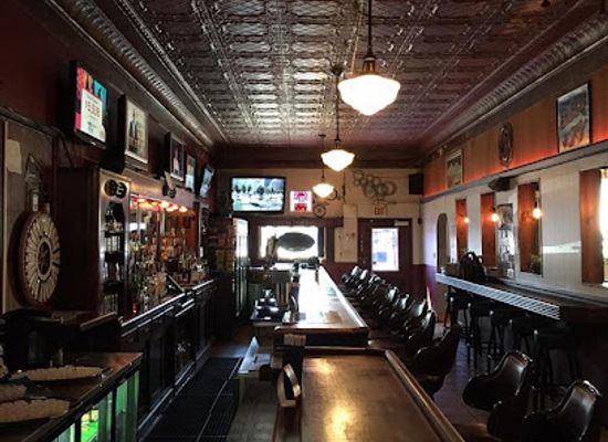 ohio/youngstown/bar/dash-inn