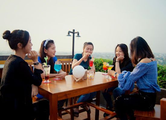 myanmar-burma/upper-myanmar/bar/nova-rooftop-bar
