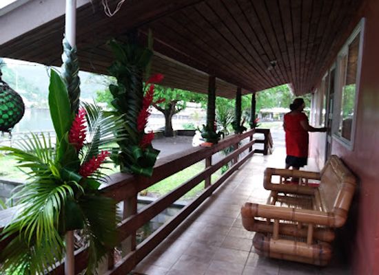 american-samoa/pago-pago-harbor/bar/paradise-pizza