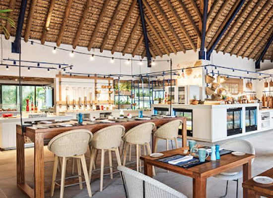 mauritius/savanne/bar/c-beach-club