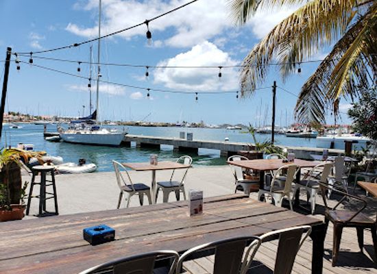 sint-maarten/point-blanche/bar/lagoonies-bistro-bar