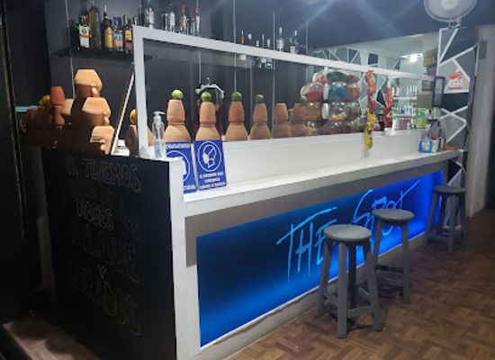 mexico/chiapas/bar/the-spot-drinks-snacks-pulques