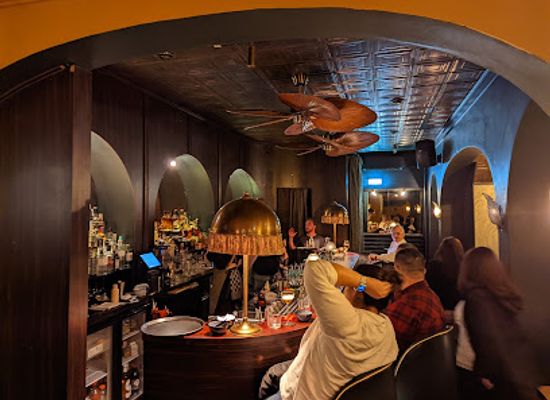 netherlands/delfland/bar/door-74