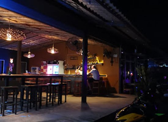 thailand/koh-chang/bar/yak-yak-bar