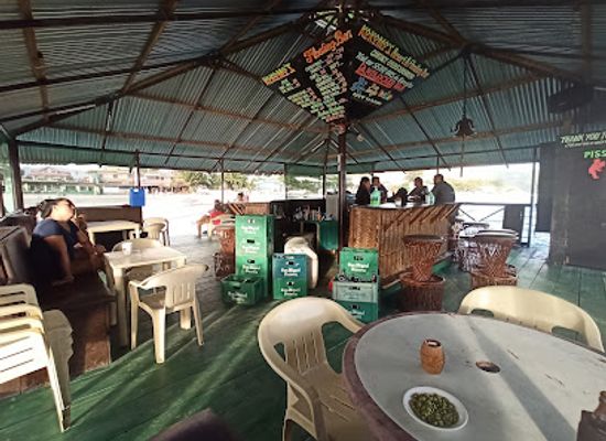 philippines/anawangin-cove/bar/kokomo-s-floating-bar