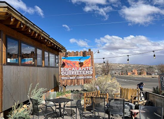 utah/grand-staircase-escalante-national-monument/bar/escalante-outfitters