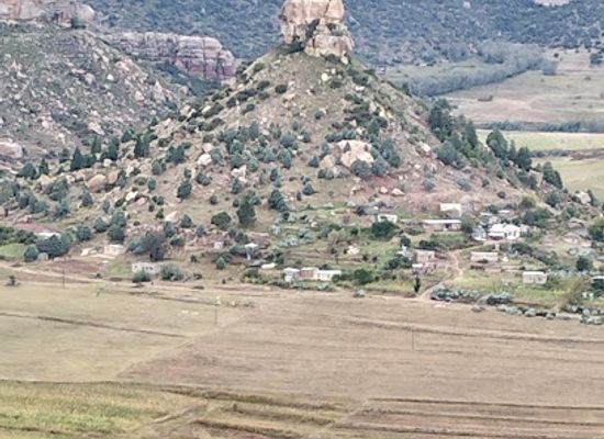 lesotho/thaba-bosiu-national-monument/bar/thaba-bosigo