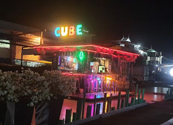thailand/chumphon/bar/cube