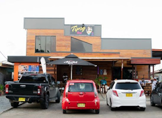 suriname/brokopondo/bar/tipsy-bar-lounge